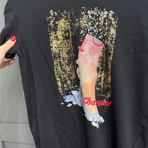 Black Guess Graphic Tee with Champagne Design